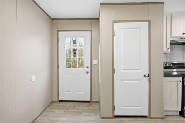 6 W Richfield Drive, Westminster, SC 29693