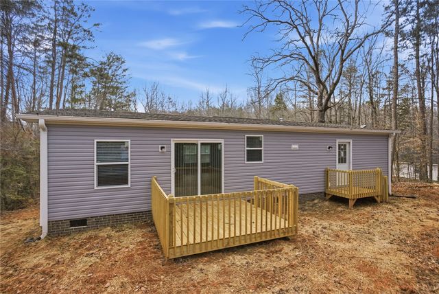 6 W Richfield Drive, Westminster, SC 29693