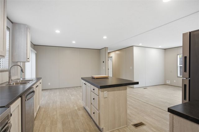 6 W Richfield Drive, Westminster, SC 29693