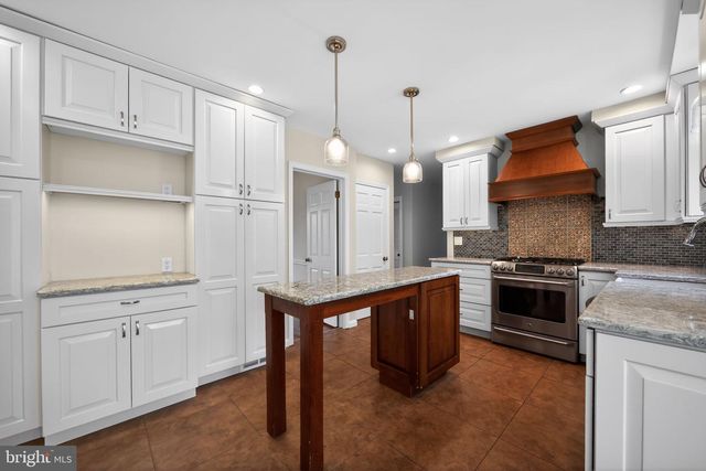 450 COLDSTREAM DR, Berwyn, PA 19312