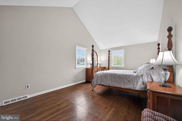 450 COLDSTREAM DR, Berwyn, PA 19312