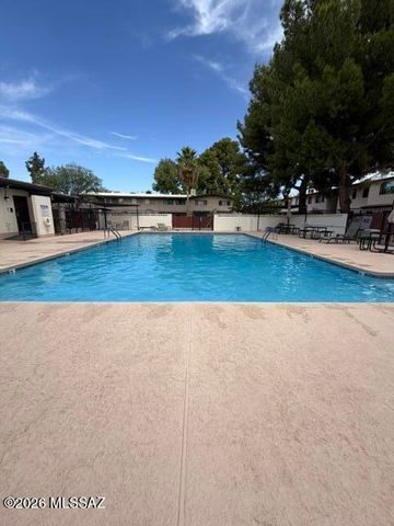 1348 S Avenida Polar Apt K111, Tucson, AZ 85710