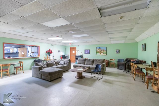 1109 Oak Street, Abilene, TX 79602