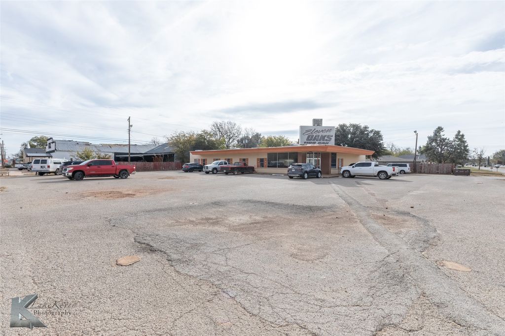 1109 Oak Street, Abilene, TX 79602