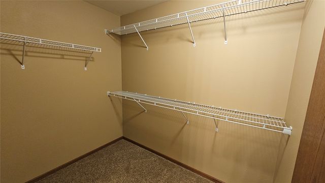 1975 49th Street, Marion, IA 52302