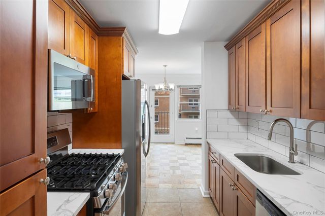 101 Gedney Street 3O, Nyack, NY 10960