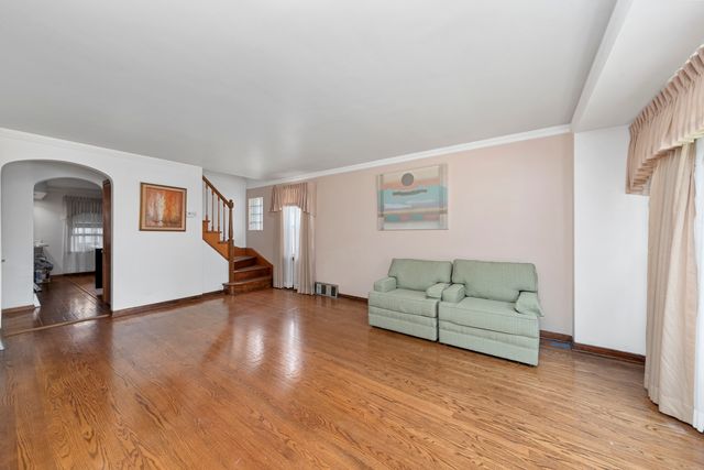 11318 S Green Street, Chicago, IL 60643