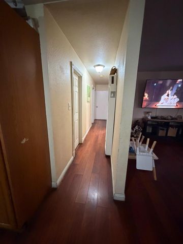 571 U St, Rio Linda, CA 95673
