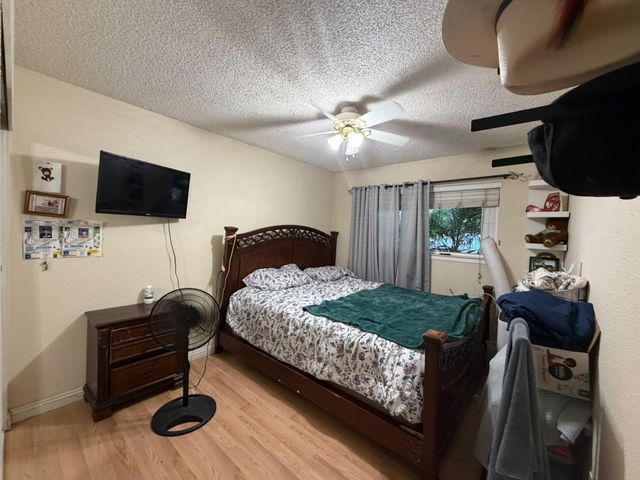 571 U St, Rio Linda, CA 95673