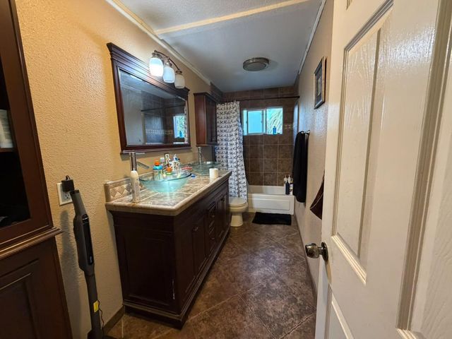 571 U St, Rio Linda, CA 95673