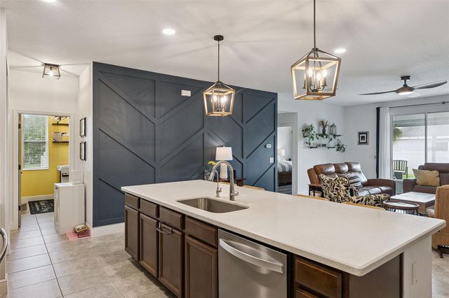 2033 STILLWOOD WAY, St Cloud, FL 34771