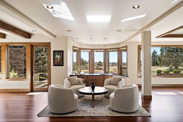 21725 Rickard Road, Bend, OR 97702