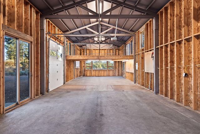 21725 Rickard Road, Bend, OR 97702