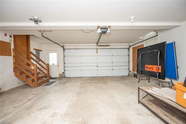 924 Fox Ridge TRL, Chesapeake, VA 23322