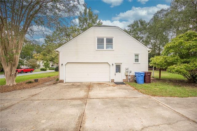 924 Fox Ridge TRL, Chesapeake, VA 23322