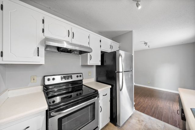 1628 Hannibal Dr, Oak Grove, KY 42262