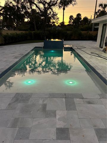 706 Flamevine Lane, Vero Beach, FL 32963