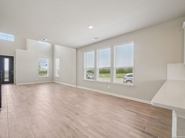 6438 Prince Howard, San Antonio, TX 78239
