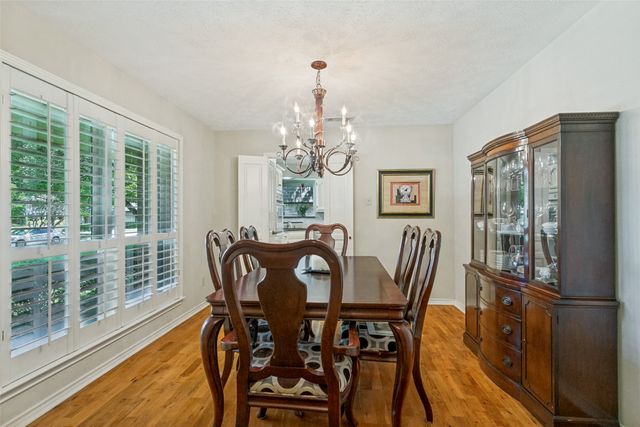 10 Lundys Lane, Richardson, TX 75080