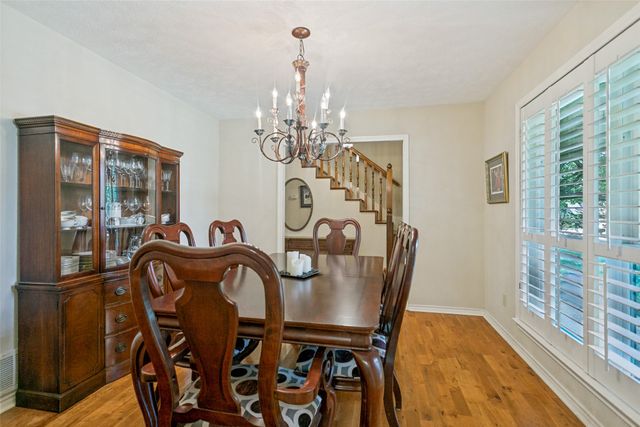 10 Lundys Lane, Richardson, TX 75080
