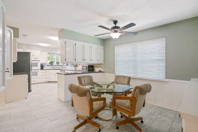 10 Lundys Lane, Richardson, TX 75080