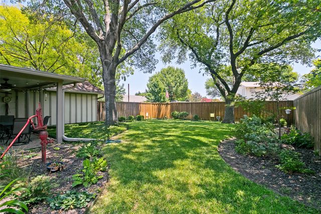 10 Lundys Lane, Richardson, TX 75080