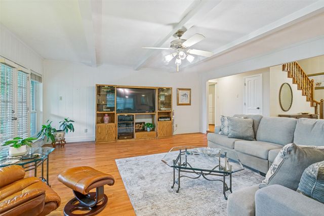 10 Lundys Lane, Richardson, TX 75080