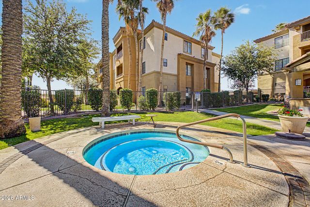 5302 E VAN BUREN Street 2001, Phoenix, AZ 85008