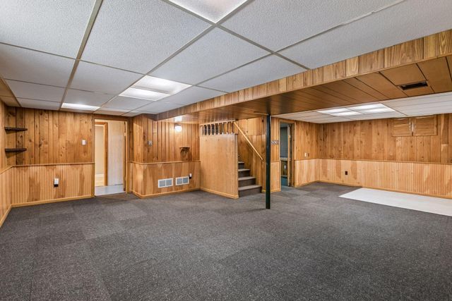 1901 Malvern Street, Roseville, MN 55113