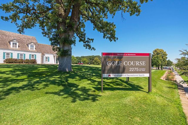 1901 Malvern Street, Roseville, MN 55113