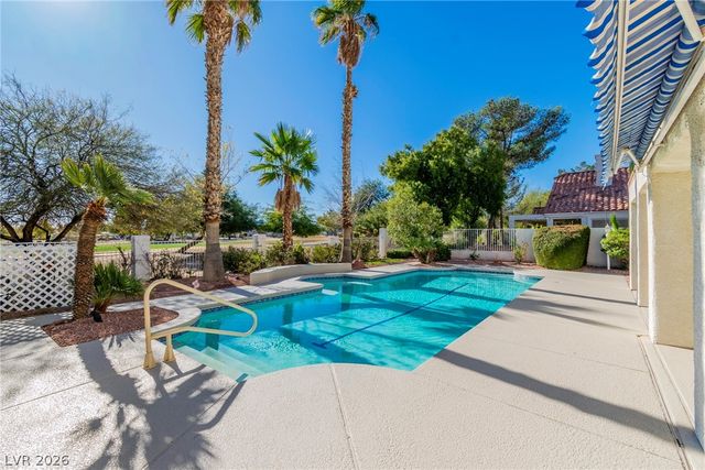 7333 Painted Shadows Way, Las Vegas, NV 89149