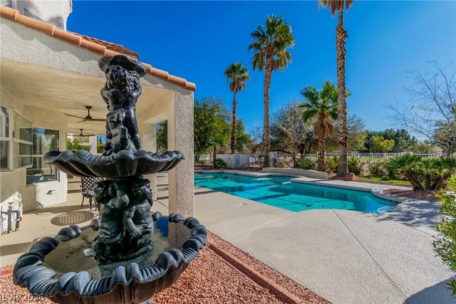 7333 Painted Shadows Way, Las Vegas, NV 89149