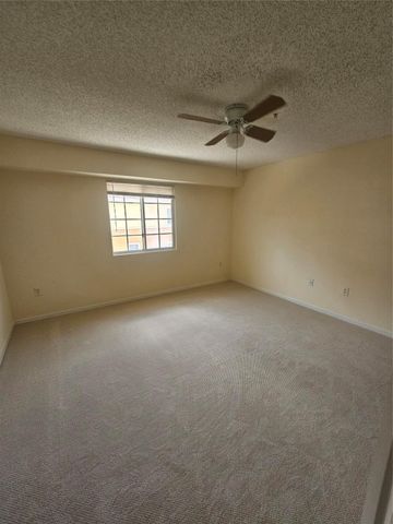 2961 NE 185th Street 1609, Miami, FL 33180