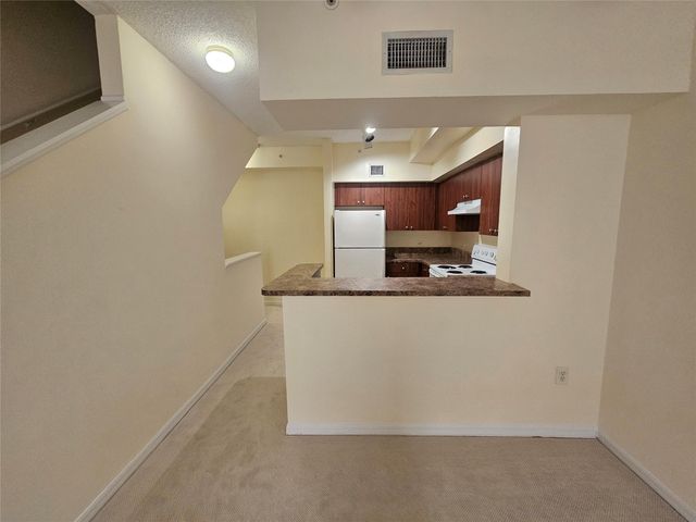 2961 NE 185th Street 1609, Miami, FL 33180