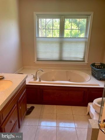 55 WINCREST DR, Phoenixville, PA 19460