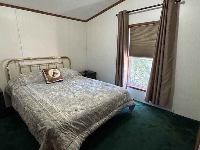 92 New Hillcrest Dr, Greenville, NH 03048