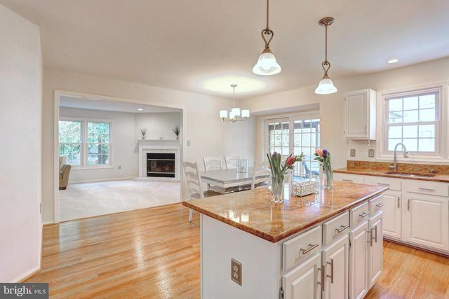 18 FRANKLIN TREE, Catonsville, MD 21228