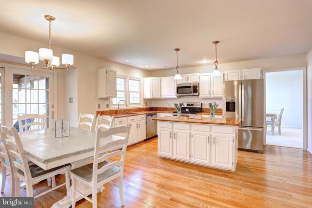 18 FRANKLIN TREE, Catonsville, MD 21228