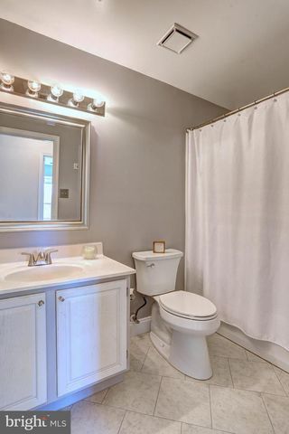 18 FRANKLIN TREE, Catonsville, MD 21228