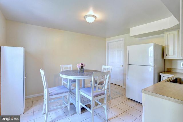 18 FRANKLIN TREE, Catonsville, MD 21228