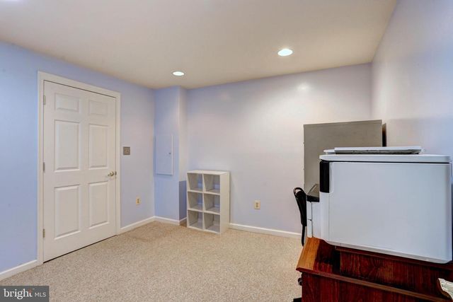 18 FRANKLIN TREE, Catonsville, MD 21228
