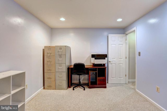18 FRANKLIN TREE, Catonsville, MD 21228