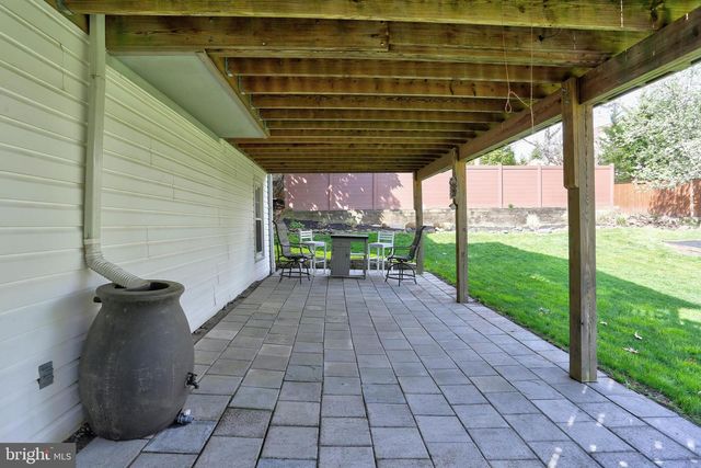 18 FRANKLIN TREE, Catonsville, MD 21228