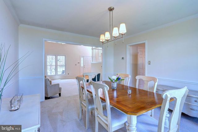 18 FRANKLIN TREE, Catonsville, MD 21228