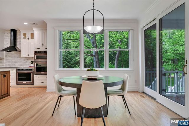 8 Lauren Pond Court, Demarest, NJ 07627
