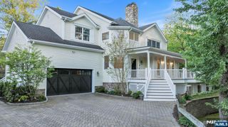 8 Lauren Pond Court, Demarest, NJ 07627