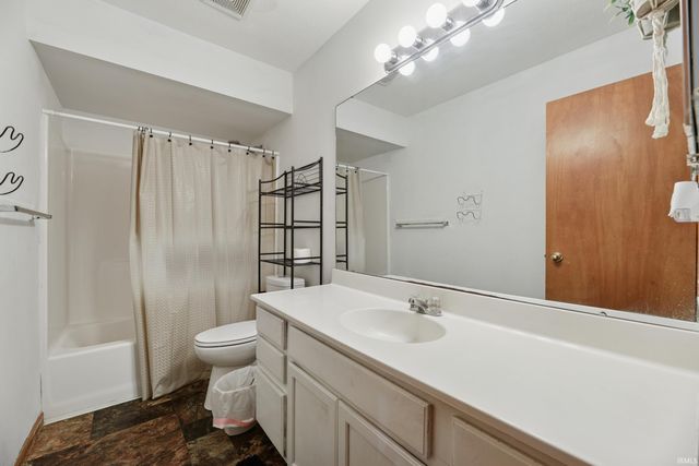 2313 Pine Creek Court, South Bend, IN 46628