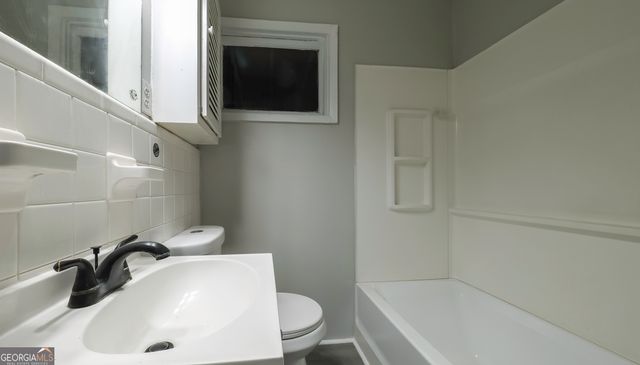 208 Richards Street, Carrollton, GA 30117