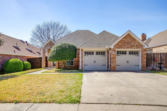 1115 Olde Towne Drive, Irving, TX 75061