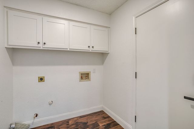 1115 Olde Towne Drive, Irving, TX 75061